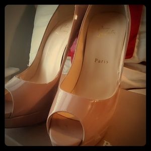 Christian Louboutin Lady Peep 150 Patent Calf Nude